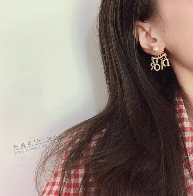 Dior飾品 迪奧經典熱銷款Dior字母珍珠925銀針耳釘耳環  zgd1434